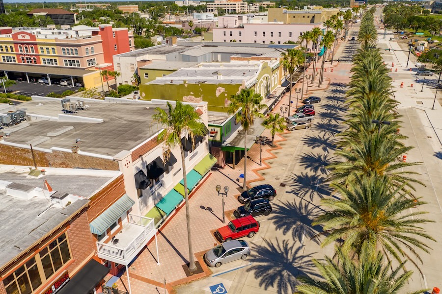 Daytona Beach downtown with cars and palm trees